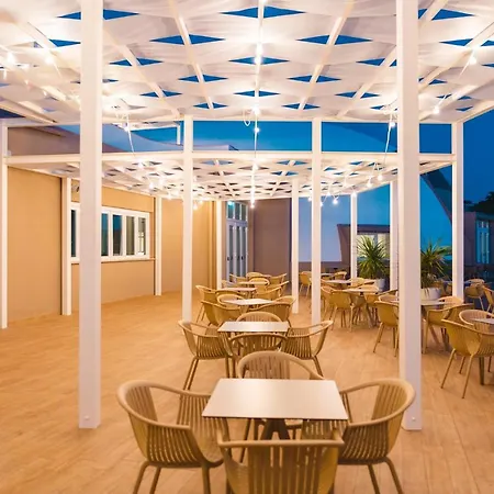 호텔 Torre Cintola Greenblu Sea Emotions 4*