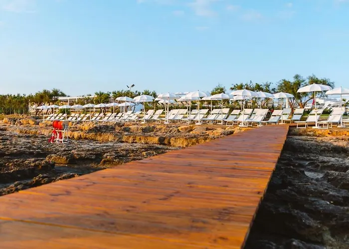 מלון Torre Cintola Greenblu Sea Emotions 4*