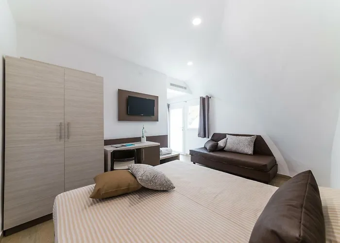 Torre Cintola Greenblu Sea Emotions מלון מונופולי